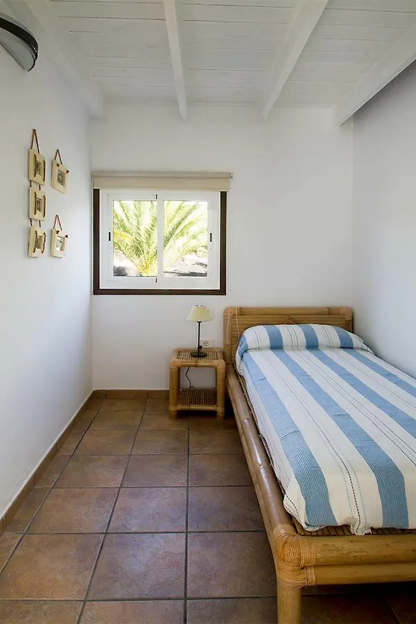 Finca Arbequina Pájara 0*,  Spagna